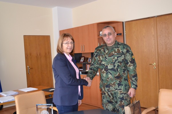 Бригаден генерал Груди Ангелов се сбогува с Кмета