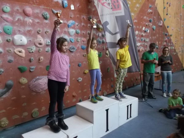 Катерачите ни спечелиха 7 купи в надпреварата за “Купа България“ по боулдър