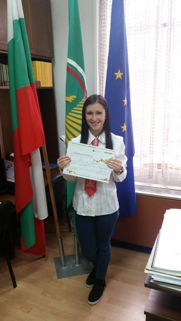 Ученичка от ПГЛПТ стана „Мениджър за един ден“ в Държавен архив – Стара Загора