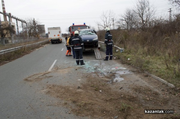 Дърво спаси живот, при катастрофа на обиколния път