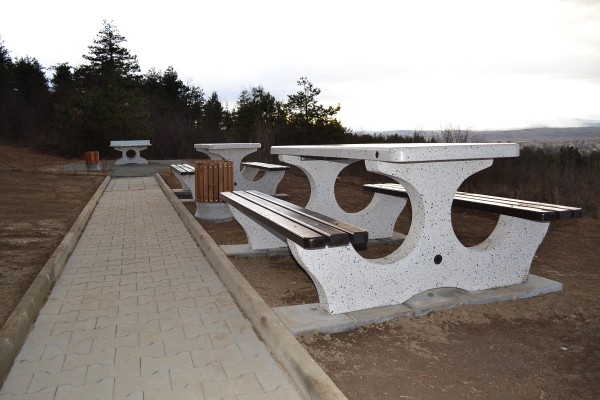 Нова, красива площадка за спорт и отдих на “Тюлбето“