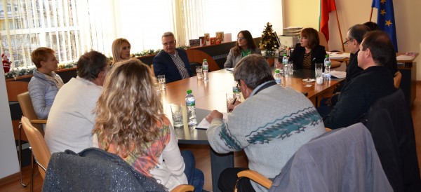 Кметът на Общината обсъди възможности за завод за комуналния отпадък