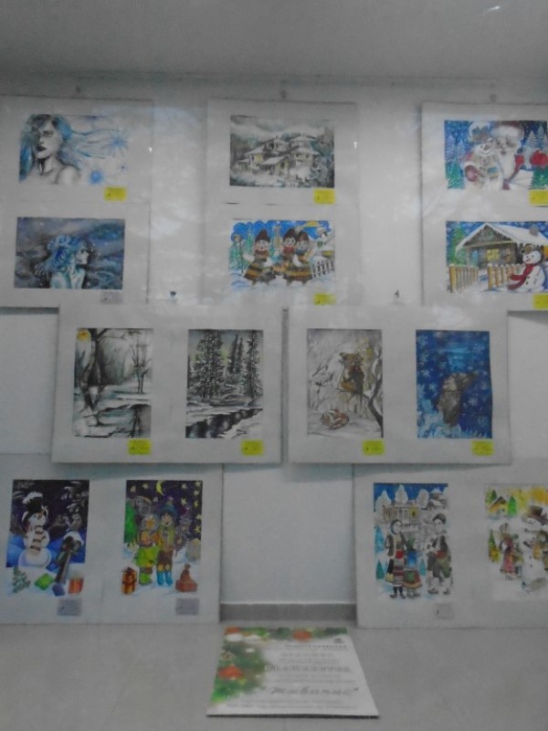 Школа “Живопис“ подреди няколко коледни изложби