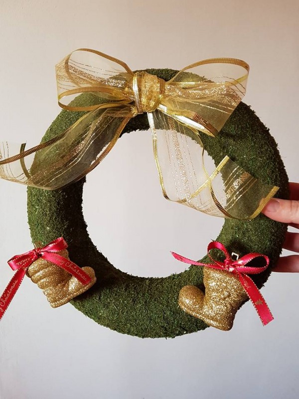 Коледен базар за бездомните животни в Казанлък стартира от събота на площада