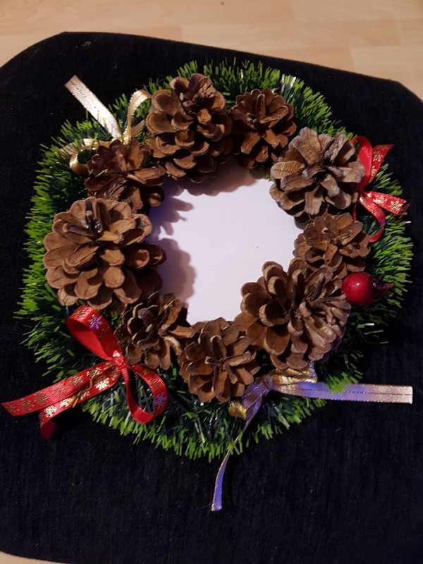 Коледен базар за бездомните животни в Казанлък стартира от събота на площада