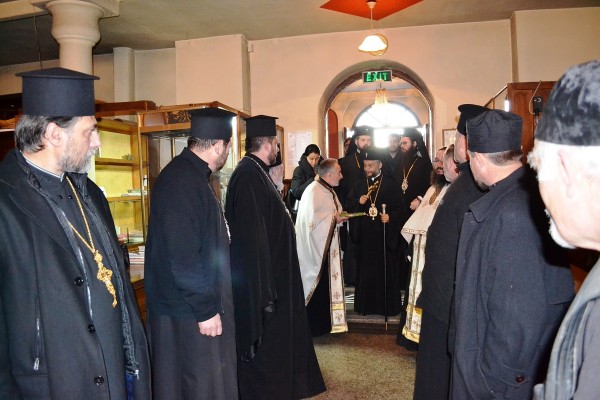 Кметът приветства новия Старозагорски митрополит Киприан в родния Казанлък