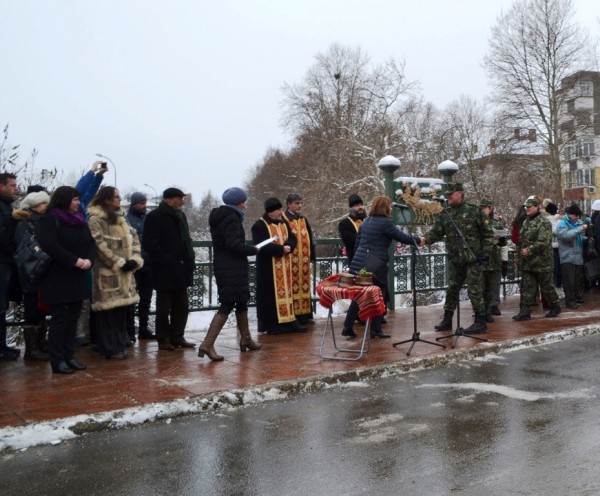 Първи Богоявленски водосвет с освещаване на бойно знаме в Казанлък
