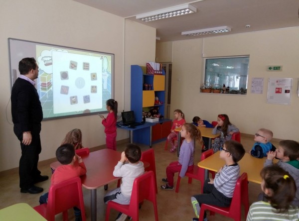 Детска градина „Детелина“ започва интерактивно 2017 година