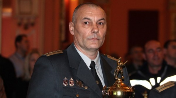 Комисар Стоян Колев е Пожарникар на годината за 2016 / Новини от Казанлък