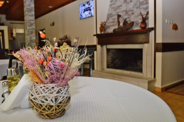 Празник на влюбените с DJ - две вечери в Ресторант ОРИЕНТ на 11 и 14 февруари