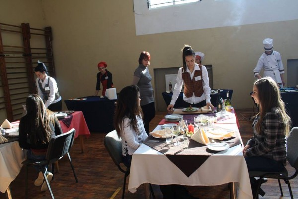 Най-добър млад готвач, барман и сервитьор избраха в ПГЛПТ