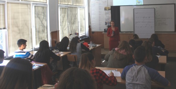 Открит урок по „Стенография“ бе изнесен в ПГЛПТ 