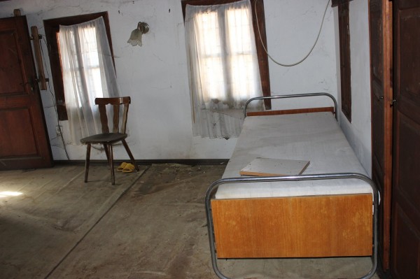 ОбС взе Клуба на фотолюбителя от НЧ “Искра“ и го предостави на Музея на Фотографията