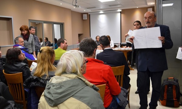 Първа среща на Кмета с домоуправители за обновяването на ж.к.“Изток“