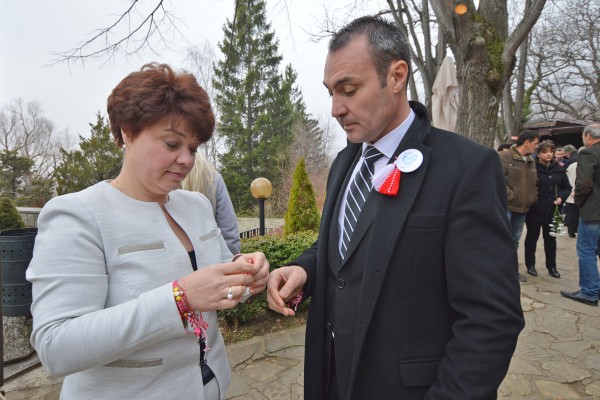 Борис Кърчев и Йоана Фильова посрещнаха колегите си от листата на ГЕРБ в Шипка