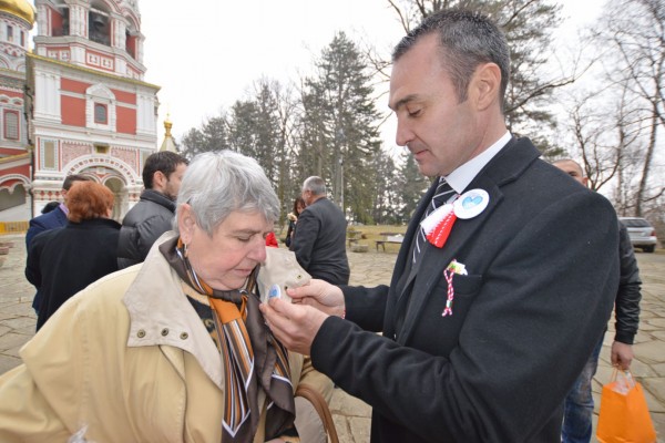 Борис Кърчев и Йоана Фильова посрещнаха колегите си от листата на ГЕРБ в Шипка