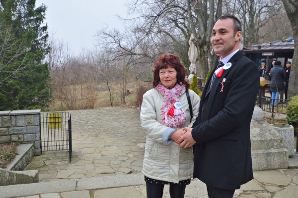 Борис Кърчев и Йоана Фильова посрещнаха колегите си от листата на ГЕРБ в Шипка