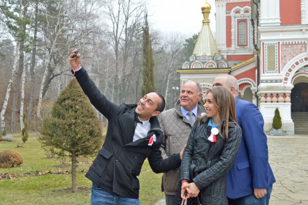 Борис Кърчев и Йоана Фильова посрещнаха колегите си от листата на ГЕРБ в Шипка