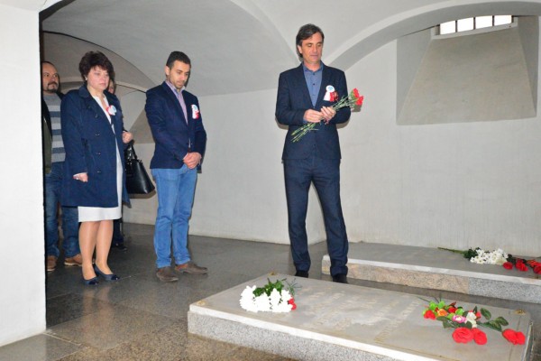 Борис Кърчев и Йоана Фильова посрещнаха колегите си от листата на ГЕРБ в Шипка