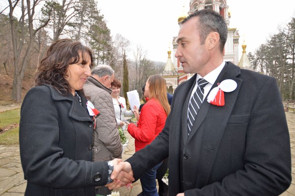 Борис Кърчев и Йоана Фильова посрещнаха колегите си от листата на ГЕРБ в Шипка