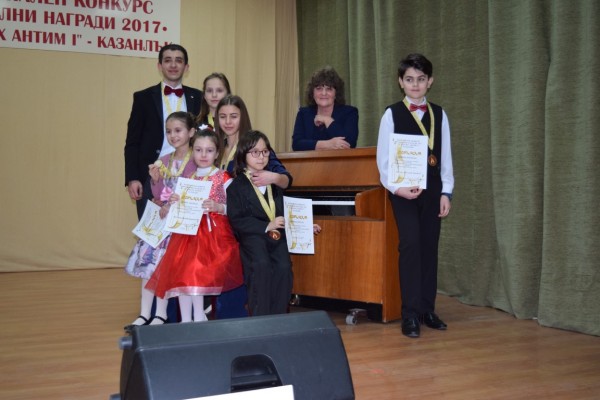 Изключителен пореден успех за учениците на Елена Юлиянова