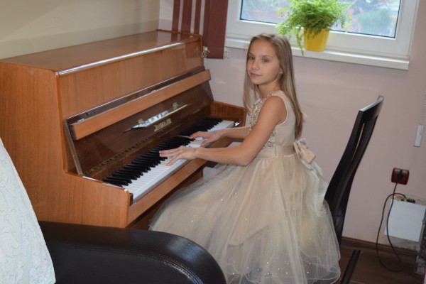 Изключителен пореден успех за учениците на Елена Юлиянова