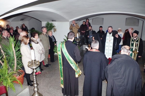 Почит и признателност от Община Казанлък за героите на България