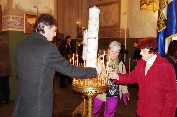 Почит и признателност от Община Казанлък за героите на България