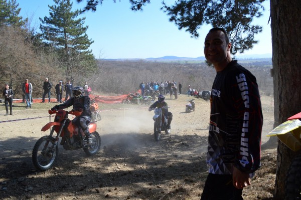 Ендуро кушия на железните коне с Борис Кърчев в 11:02