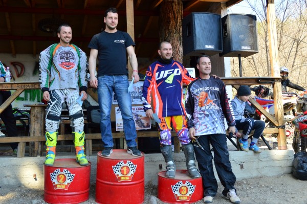 Ендуро кушия на железните коне с Борис Кърчев в 11:02