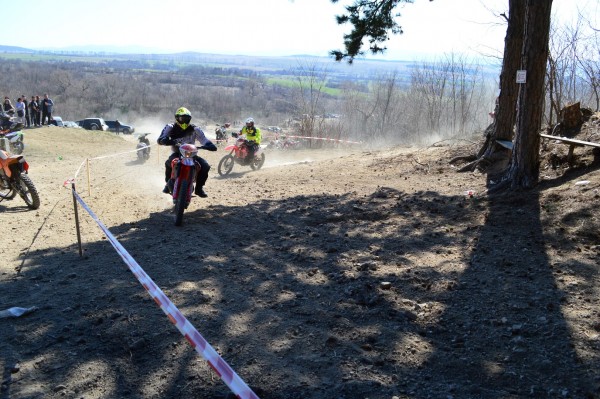 Ендуро кушия на железните коне с Борис Кърчев в 11:02