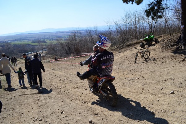 Ендуро кушия на железните коне с Борис Кърчев в 11:02