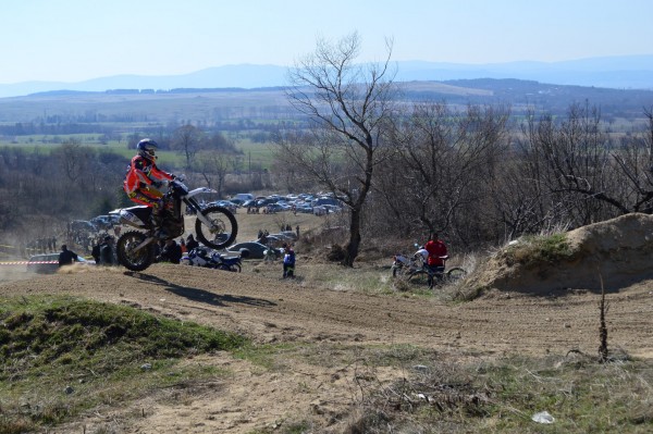 Ендуро кушия на железните коне с Борис Кърчев в 11:02