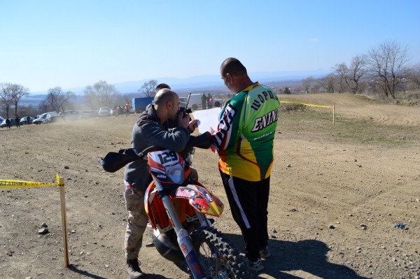 Ендуро кушия на железните коне с Борис Кърчев в 11:02