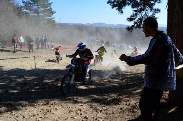 Ендуро кушия на железните коне с Борис Кърчев в 11:02