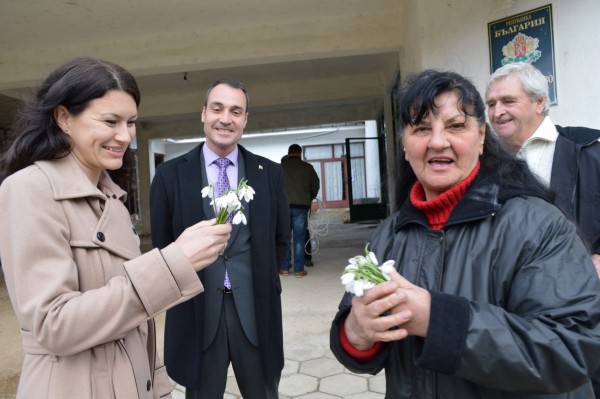 Средногорово със заръка към Борис и Йоана: Оправете я тая държава!