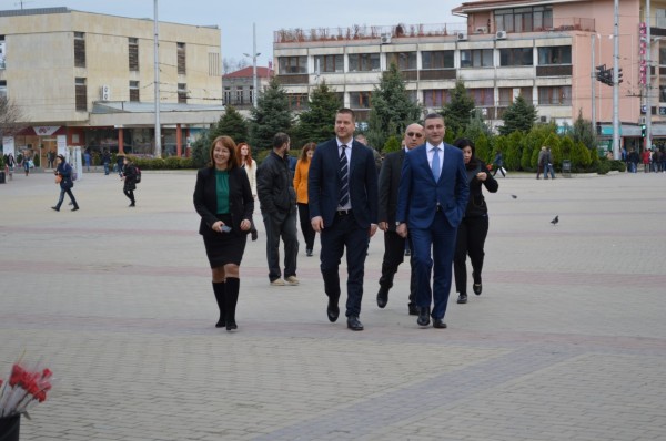 Бойко Борисов в Казанлък: Ние трябва да сме от държавите на първа скорост!