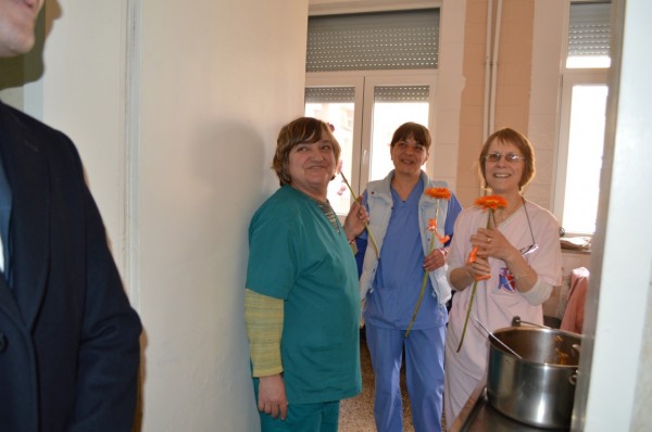 Борис Кърчев честити 8 март на дамите от Казанлък и специално на грижещите се за здравето на казанлъчани