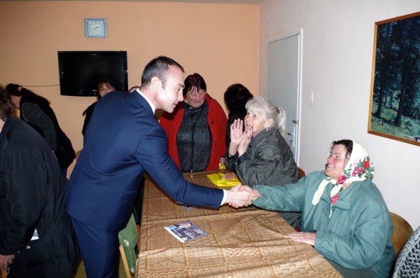 Кандидатите за народни представители от ГЕРБ-Казанлък се срещнаха с жители на Хаджидимитрово