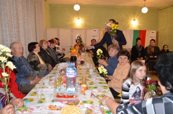 Ясеново към кандидатите на ГЕРБ: Ние ще ви подкрепим, но кажете защо Борисов подаде оставка?