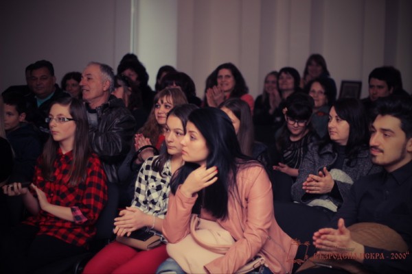 Наградените участници в V Национален конкурс за забавна песен „С песен да възродим доброто”