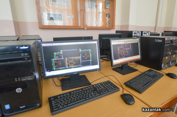 Месец на професиите в ПГ „Иван Хаджиенов“