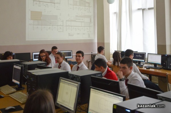 Месец на професиите в ПГ „Иван Хаджиенов“