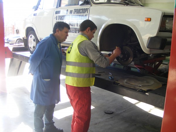 Регионално състезание за най-добър млад автомонтьор и водач на МПС предстои в ПГ по Транспорт - Казанлък