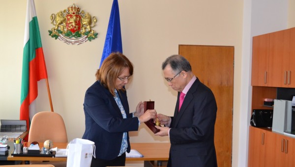 Новият посланик на Япония прие да оглави журито за Царица Роза 2017 