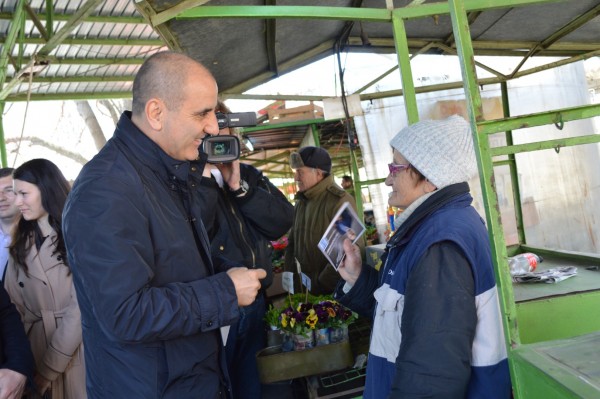 Цветанов в Казанлък: ГЕРБ ще увеличи реално пенсиите още в първата година