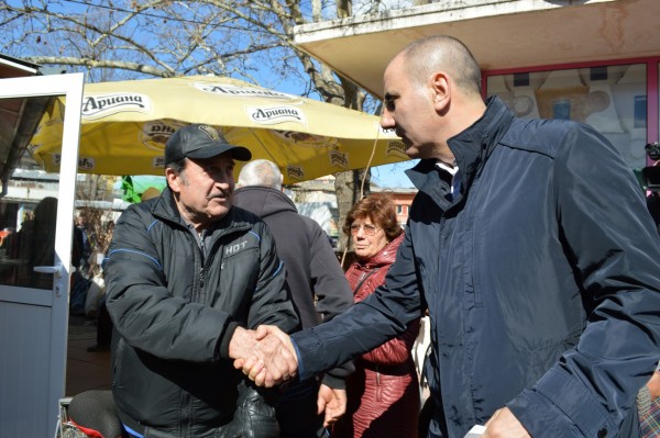 Цветанов в Казанлък: ГЕРБ ще увеличи реално пенсиите още в първата година