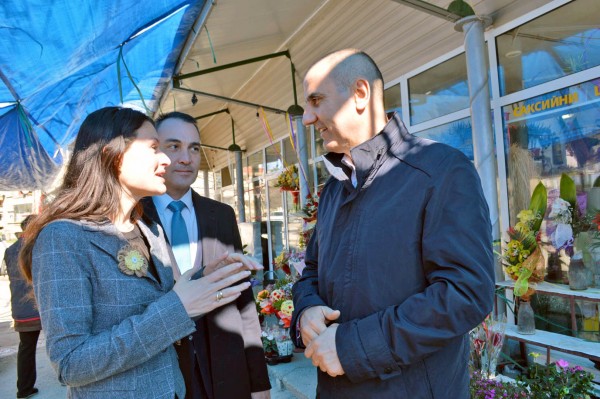 Цветанов в Казанлък: ГЕРБ ще увеличи реално пенсиите още в първата година