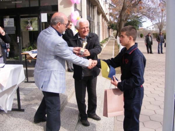 Възпитаниците на ПГТТМ първи на регионално състезание