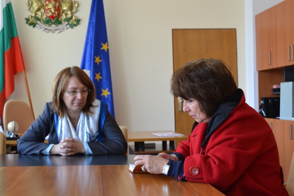 Галина Стоянова се срещна с новия директор на Института по розата